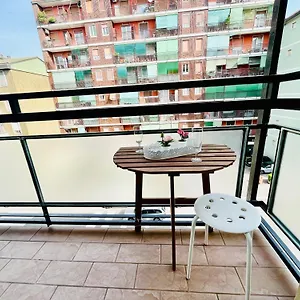 Nicole's Appartament-a 15 Min Dal Duomo Appartement